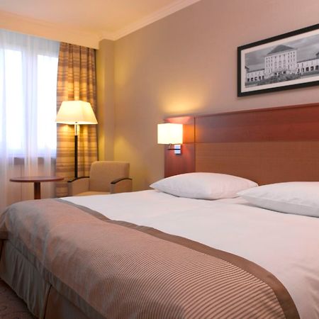 Holiday Inn Munich-Schwabing الغرفة الصورة