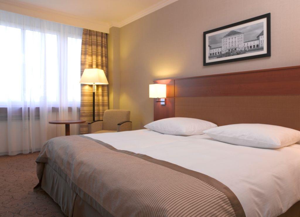 Holiday Inn Munich-Schwabing الغرفة الصورة